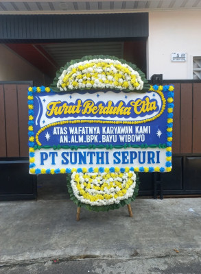 Papan Bunga Duka di Talang Empat